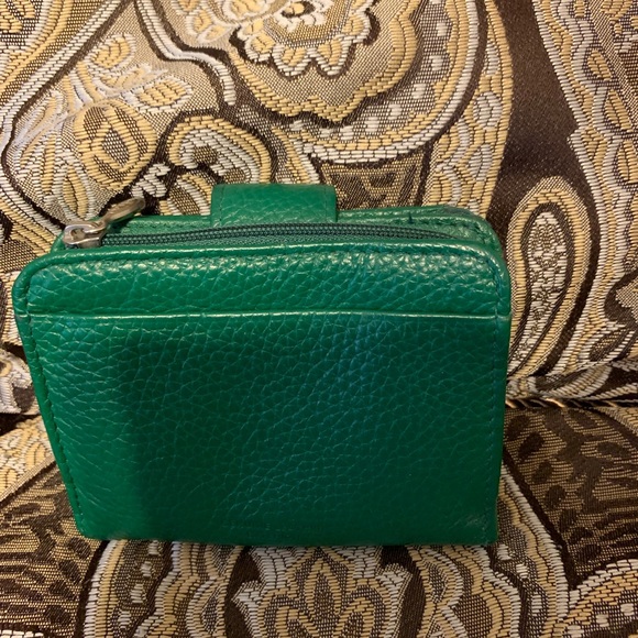 Wallet - Picture 2 of 6